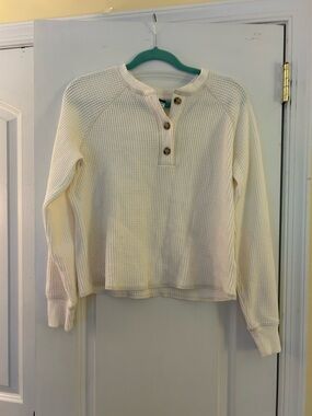 OLD NAVY Women’s Cream Waffle-Knit Henley Sweater